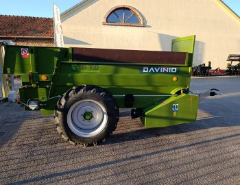 Rozmetadlo organických hnojiv DAVINIO 2