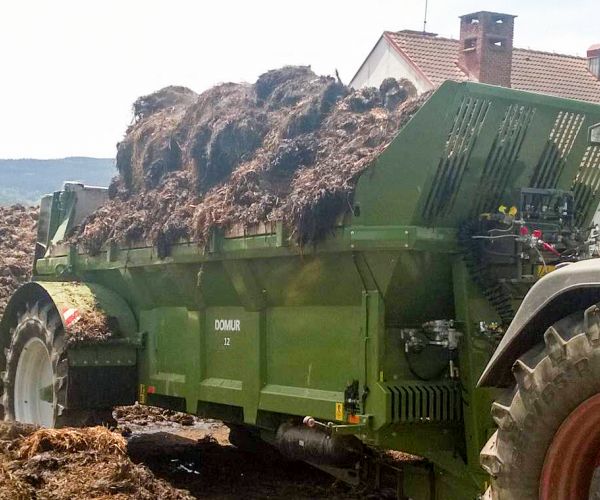 Dobrá ovladatelnost v těžkém terénu